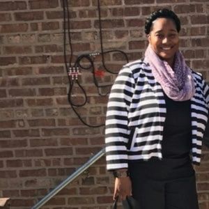 Meet your Posher, Latisha